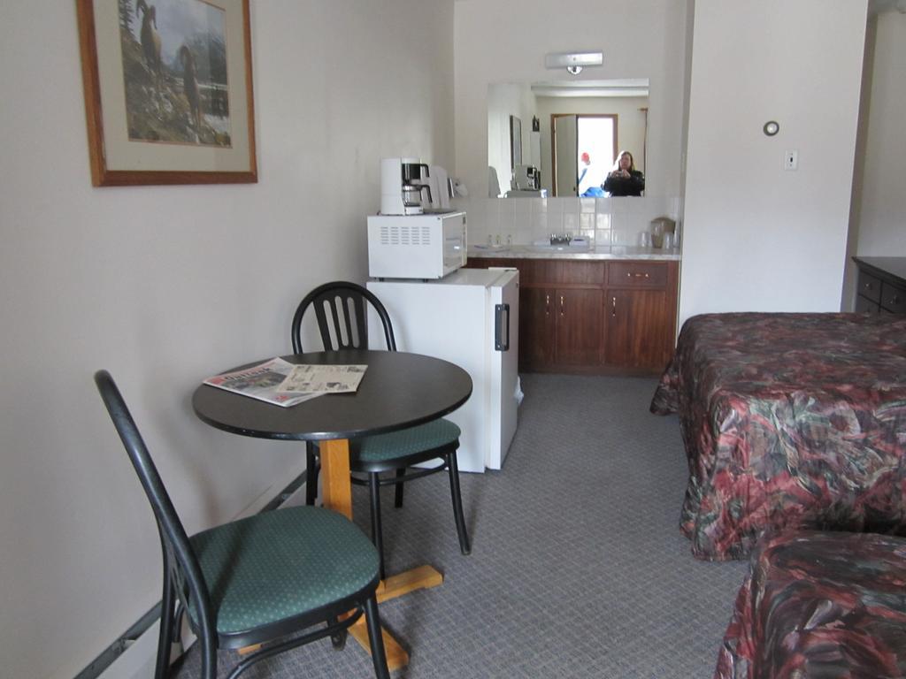The Gateway Inn Canmore Quarto foto